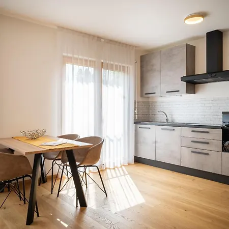 Julia I Ehrenburg Apartament Meran